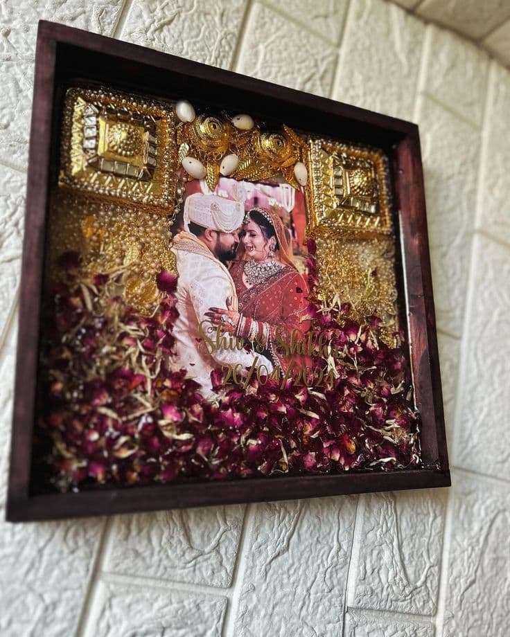 Wood Frame circular